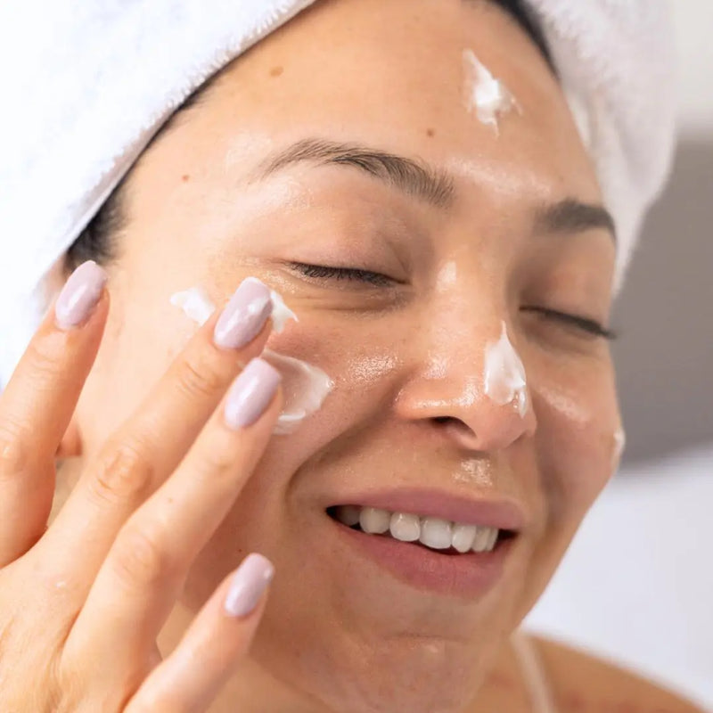 Textura de la crema facial reparadora